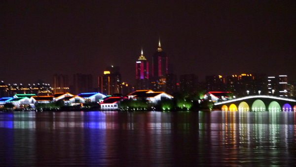 李公堤夜景