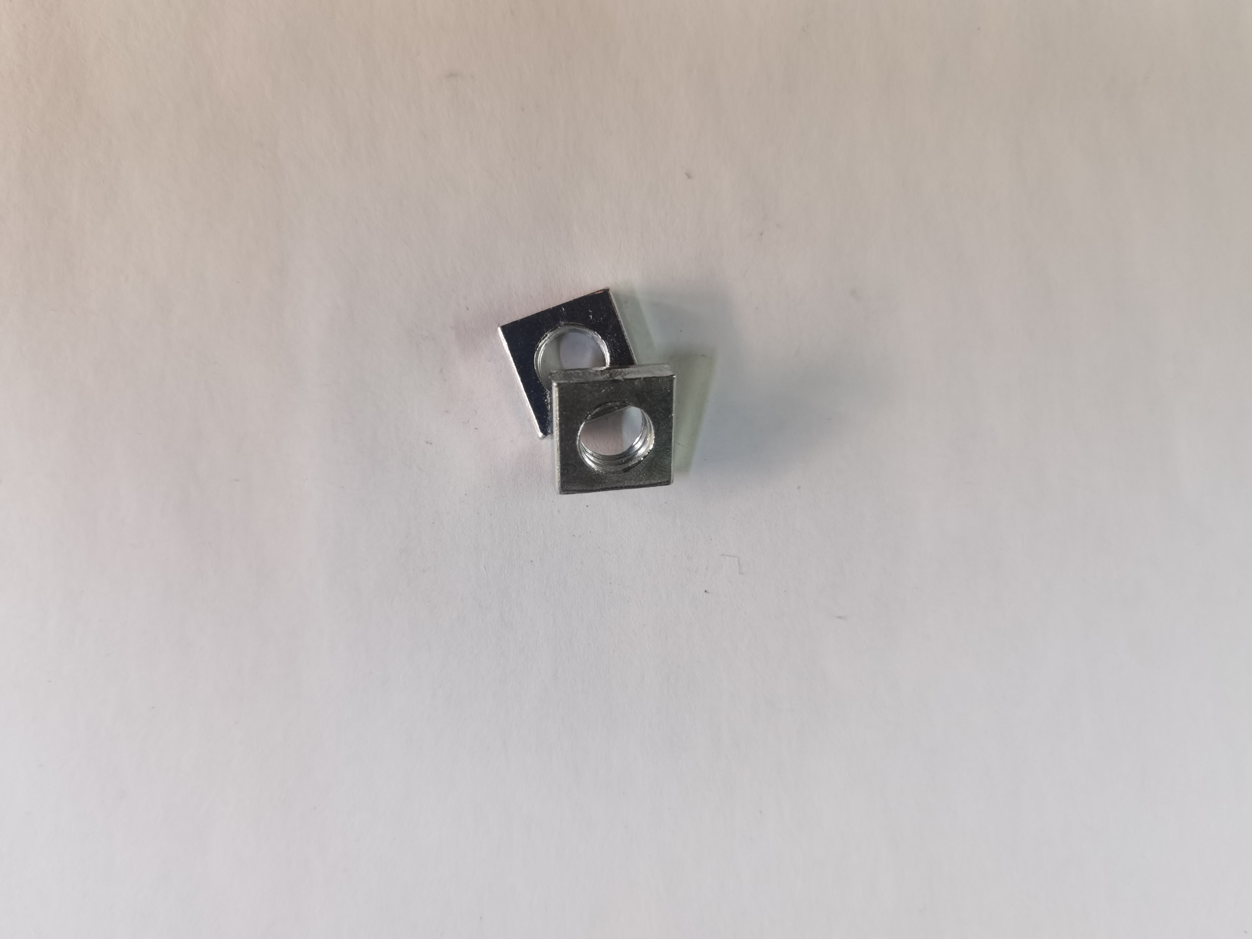 温州鑫峰紧固件有限公司